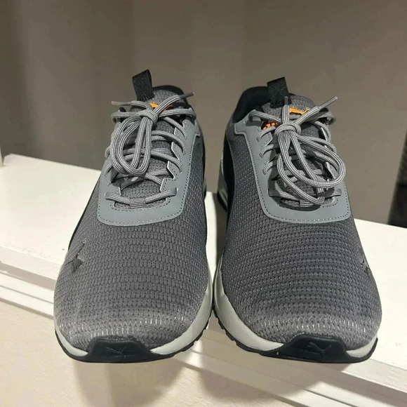 PUMA Men's Gray Sneaker US Size 10.5 - Picture 9 of 10